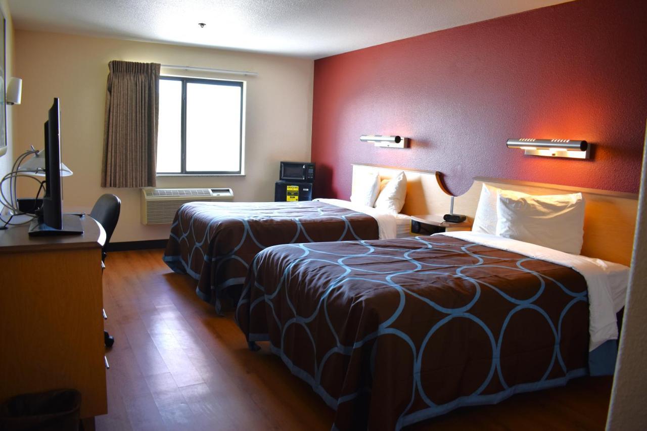 Super 8 By Wyndham New Braunfels I-35 Exterior foto