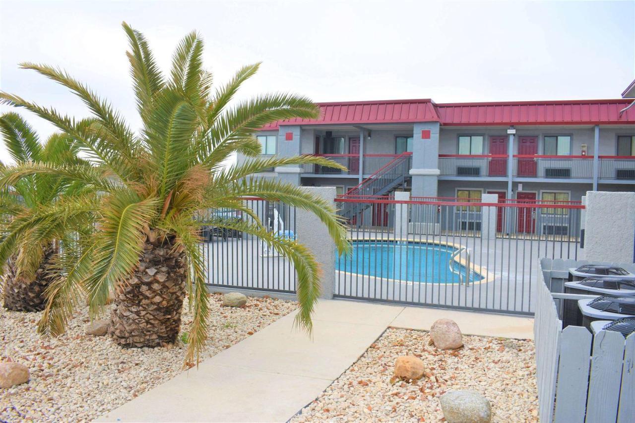 Super 8 By Wyndham New Braunfels I-35 Exterior foto