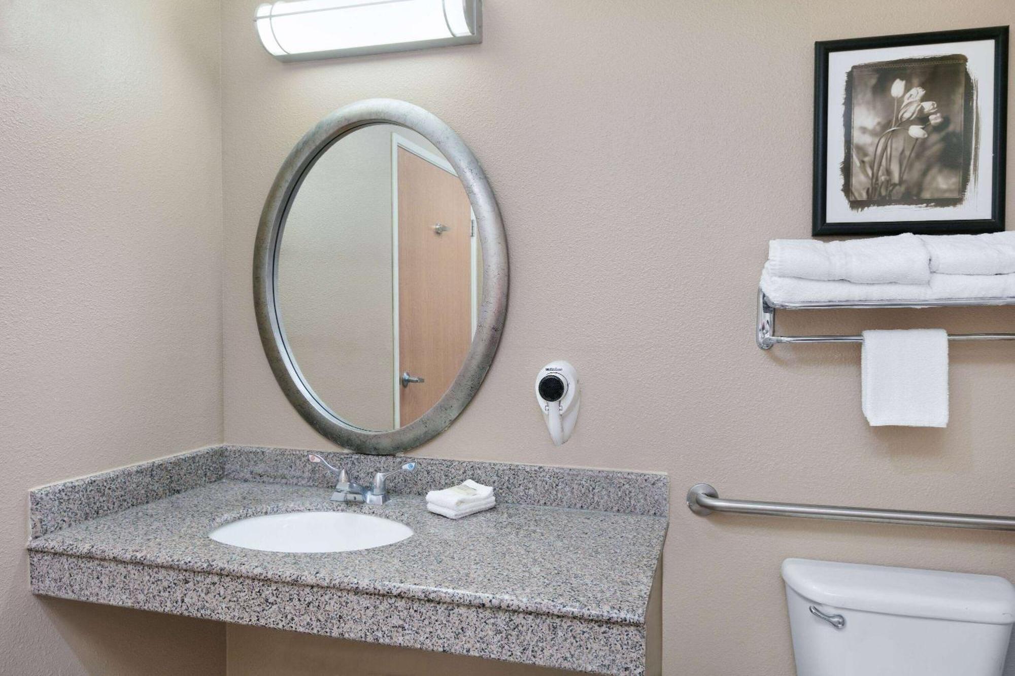 Super 8 By Wyndham New Braunfels I-35 Exterior foto